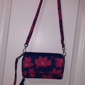 NEW Vera Bradley Adjustable Wristlet/ Wallet